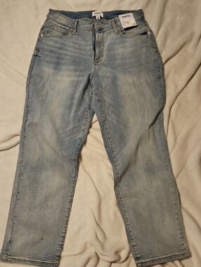 Sonoma Light Blue Denim Jeans with Contrast Stitching